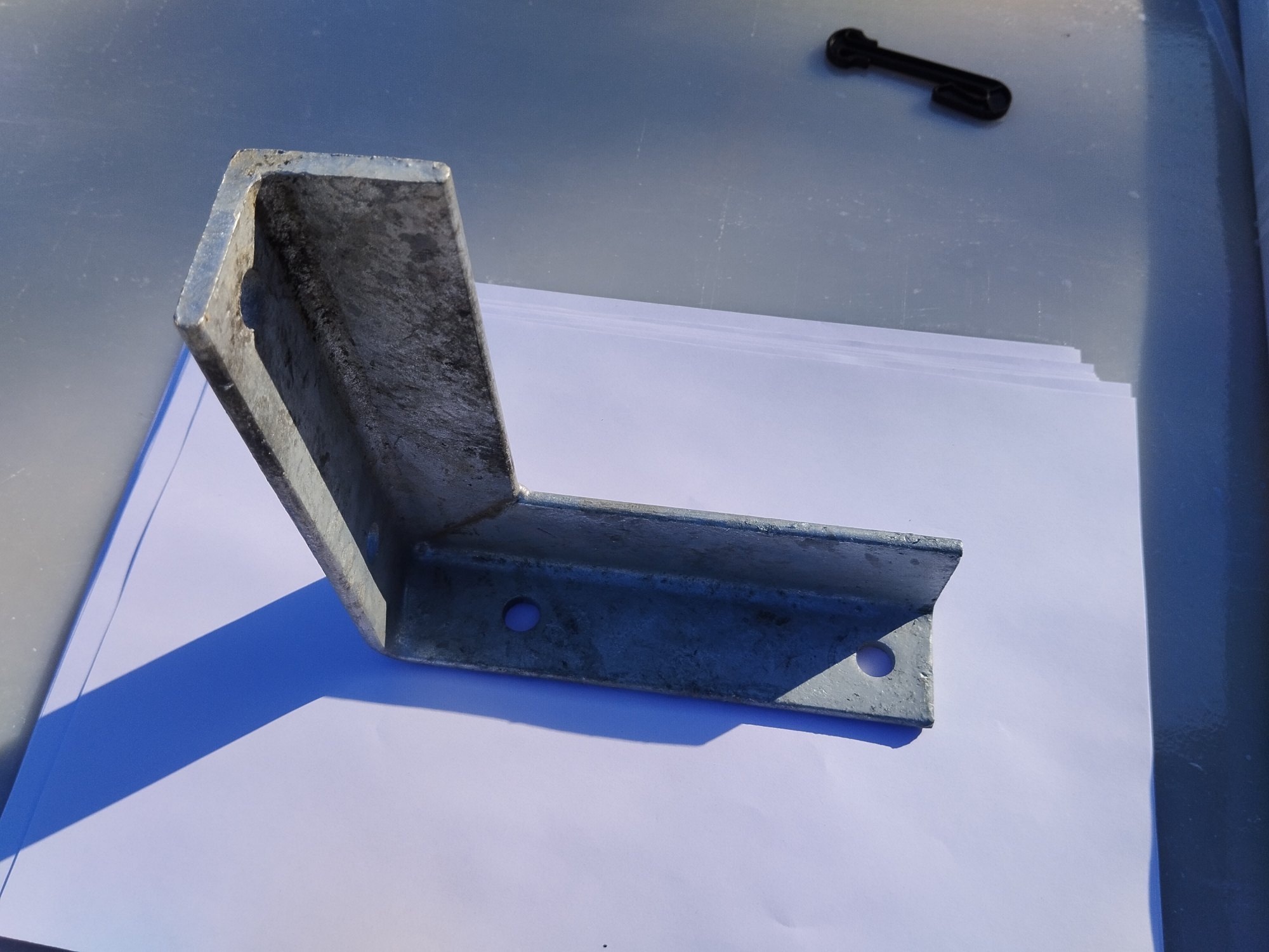 Polyhouse L brackets